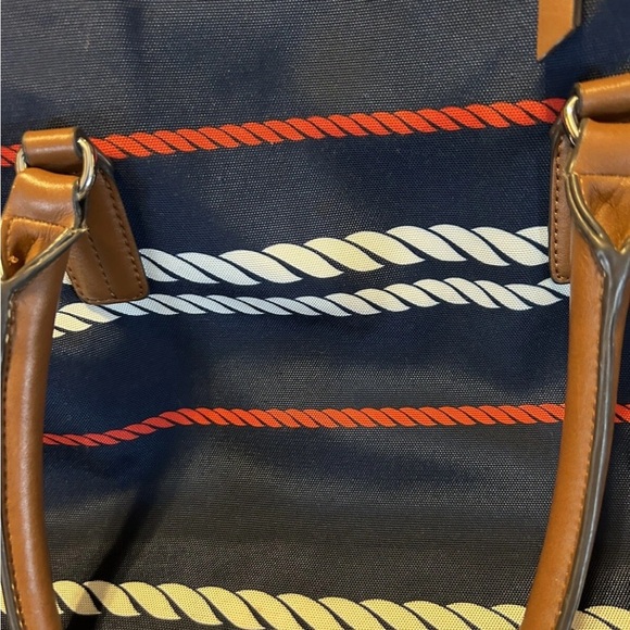 Tommy Hilfiger Patriotic Striped Tote Bag with Brown Handles - Picture 11 of 14